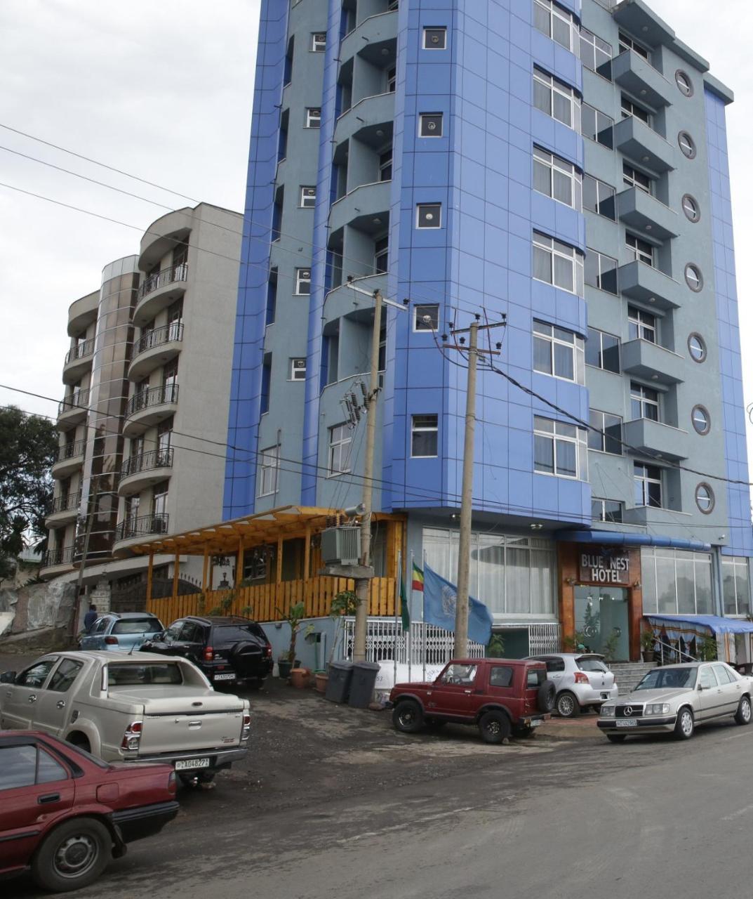 Blue Nest Hotel Addis Abeba Esterno foto